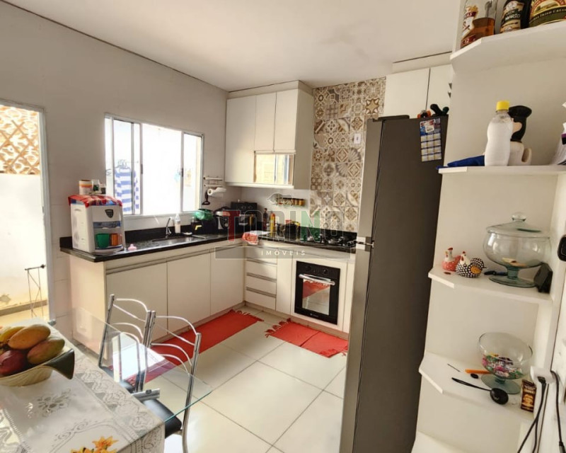 Casa, 3 quartos, 251 m² - Foto 9