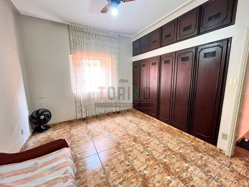 Casa à venda com 4 quartos, 396m² - Foto 16