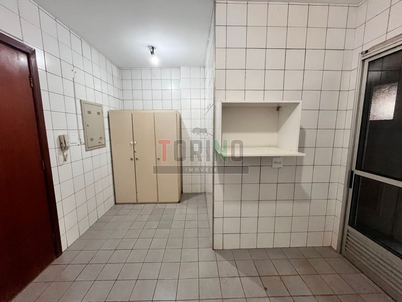 Apartamento à venda e aluguel com 3 quartos, 188m² - Foto 17