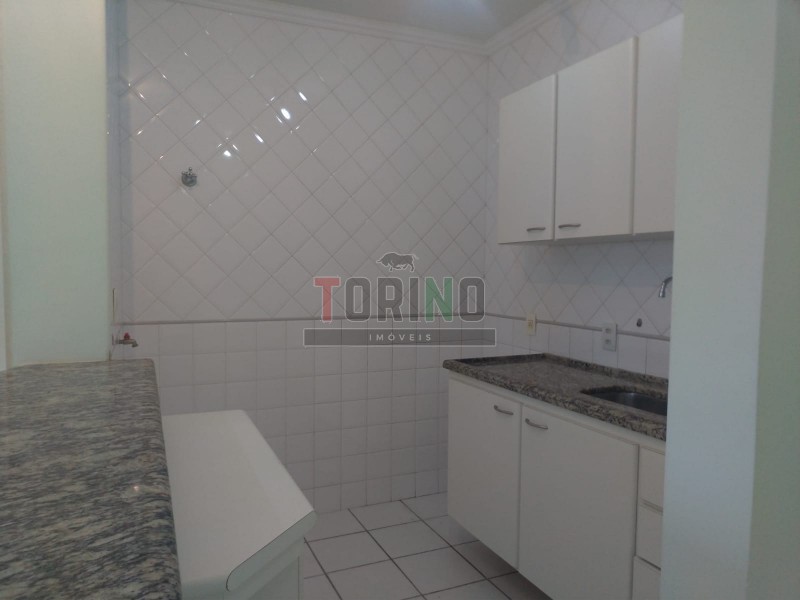 Apartamento para alugar com 1 quarto, 83m² - Foto 2
