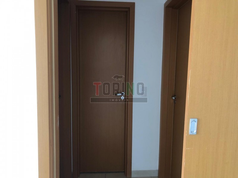 Apartamento para alugar com 2 quartos, 80m² - Foto 13