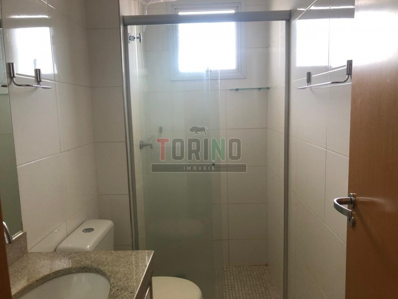 Apartamento para alugar com 2 quartos, 80m² - Foto 9